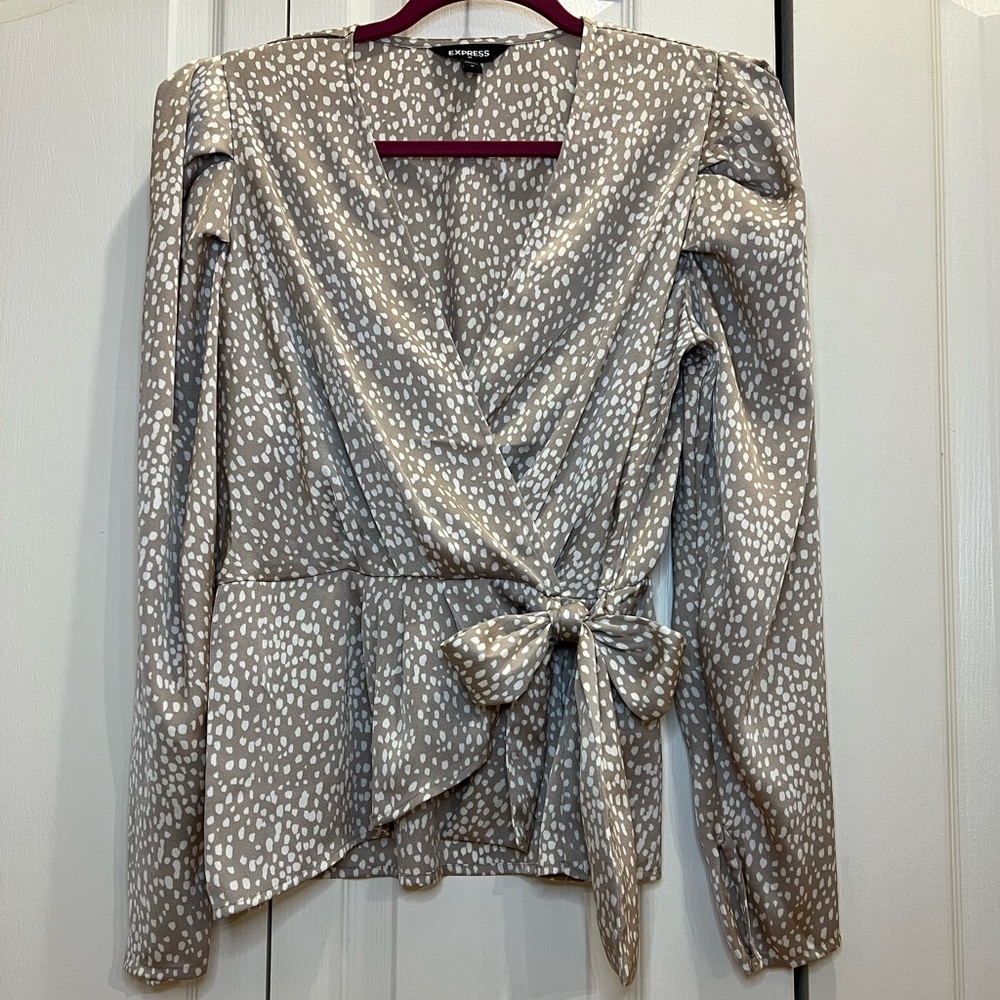Express Wrap Blouse- M